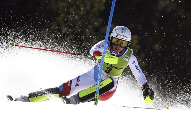 Shiffrinova s 40 slalomskimi zmagami izenačila Stenmarkov rekord