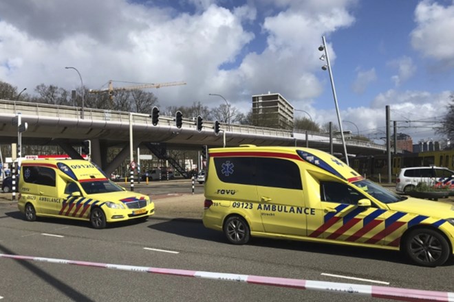 #foto #video Nizozemska policija aretirala osumljenca za napad v Utrechtu