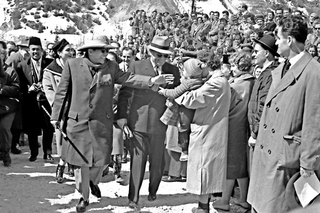 Leta 1960 sta si polete v Planici ogledala  takratna predsednika Jugoslavije Josip Broz - Tito in Indonezije Ahmed Sukarno.