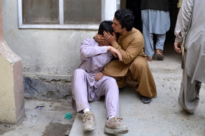 #foto V samomorilskem napadu v pakistanskem mestu Kveta več mrtvih
