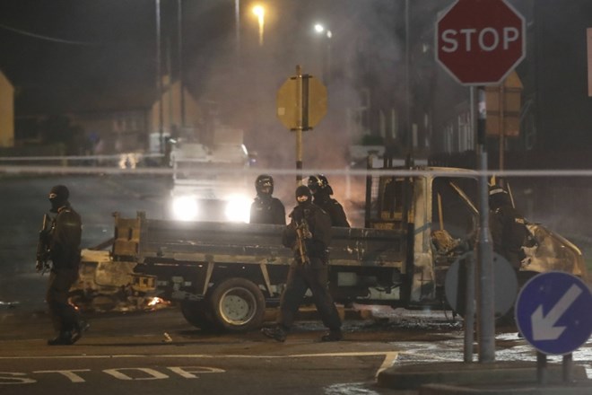  #foto Severna Irska po umoru novinarke in nasilju: Strah, da je prihodnost že tu