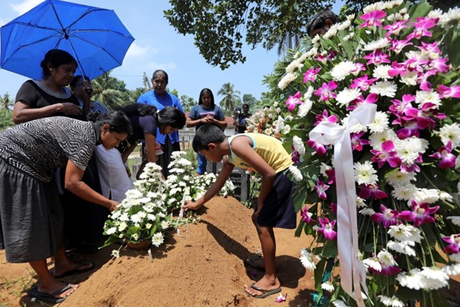 Šrilanka: Samomorilci in samomorilka so bili iz uglednih družin