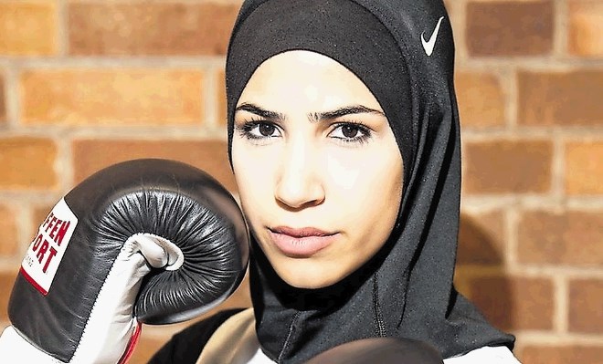 Libanonska boksarka Zeina Nassar živi in trenira v Nemčiji.