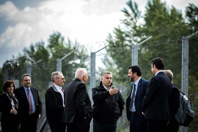 Madžarski premier Viktor Orban in italijanski notranji minister Matteo Salvini pred madžarsko mejo s Srbijo.