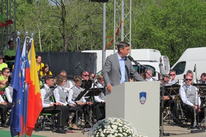 Pahor: Za povezano družbo razlike med ljudmi ne smejo biti prevelike.