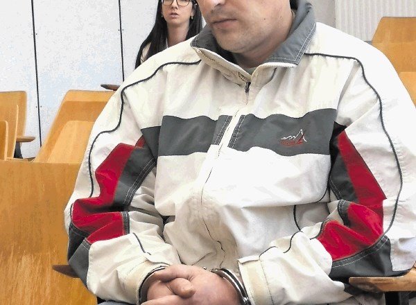 Jaka Ulčnik je danes na sodišču znova deloval zelo pasivno.
