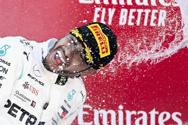 Lewis Hamilton je z zmago v Barceloni prevzel vodstvo v skupnem seštevku svetovnega prvenstva v formuli 1.