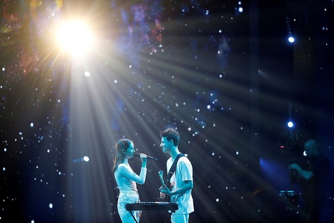 #foto #video Zala in Gašper v finalu Evrovizije  