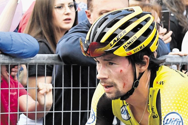Po dveh tednih dirke Giro d'Italia  kaže, da ima Primož Roglič največji deficit z ekipo Jumbo Visma.