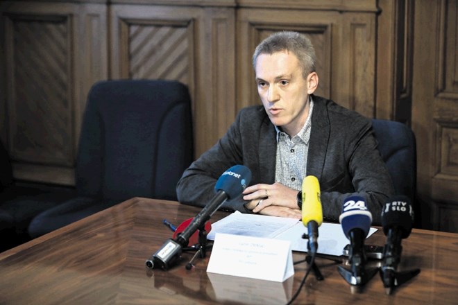 Valter Zrinski, vodja oddelka za splošno kriminaliteto PU Ljubljana :Žrtve so bile ob prijavah zelo zadržane, zato je...