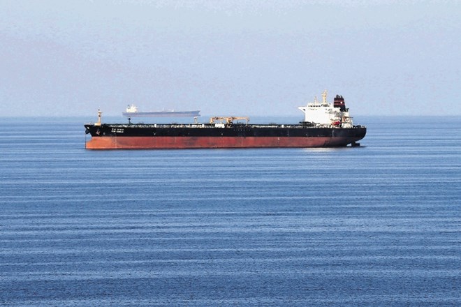 Name:  2019-07-09T221654Z_1676374684_RC170821DD20_RTRMADP_3_MIDEAST-IRAN-USA-COALITION.JPG Caption: FILE PHOTO: Oil tankers...
