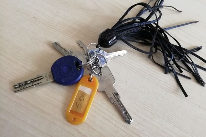 Po prijetju goljufinje policija išče lastnike več ključev