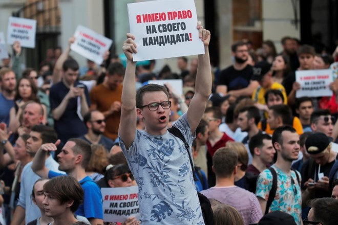 Na protestih so se v Moskvi zbrali že pred nekaj tedni.