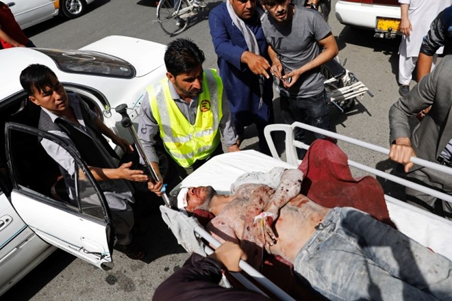Številni ranjeni v veliki eksploziji v Kabulu
