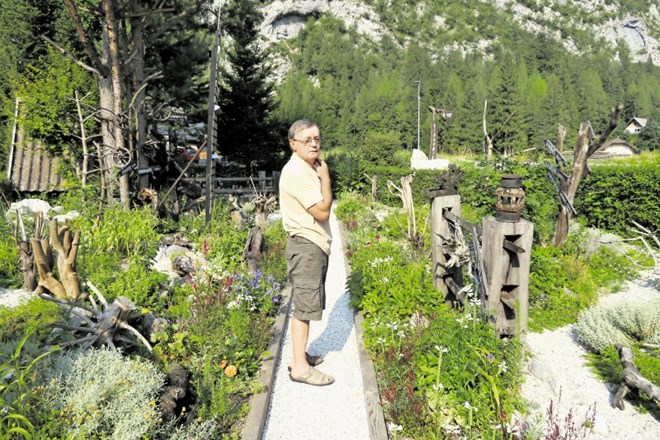 Stane Brus iz Mojstrane, ki je zaslovel po svojem nenavadnem vrtu Viharnik, ima že od nekdaj rad naravo.