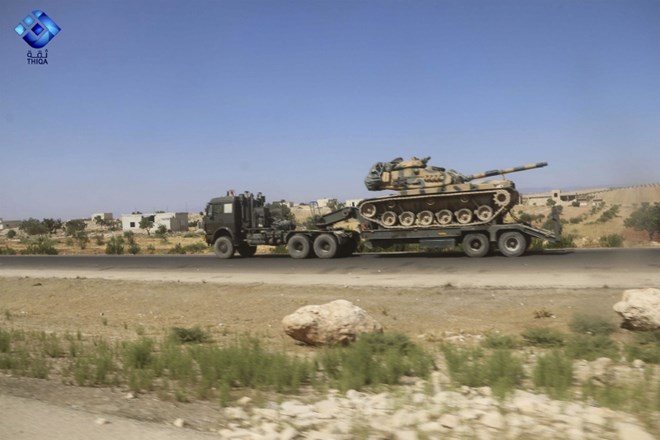 Turčija v Sirijo poslala svoj vojaški konvoj