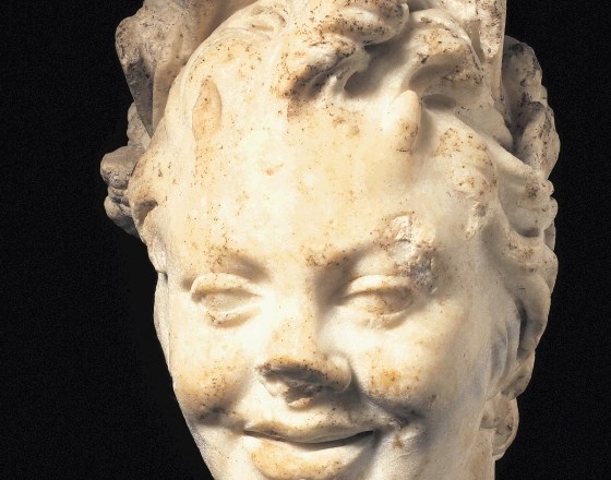Satirova glava iz drugega stoletja je izdelana iz drobnozrnatega belega marmorja. Za portrete iz tega obdobja so značilni...