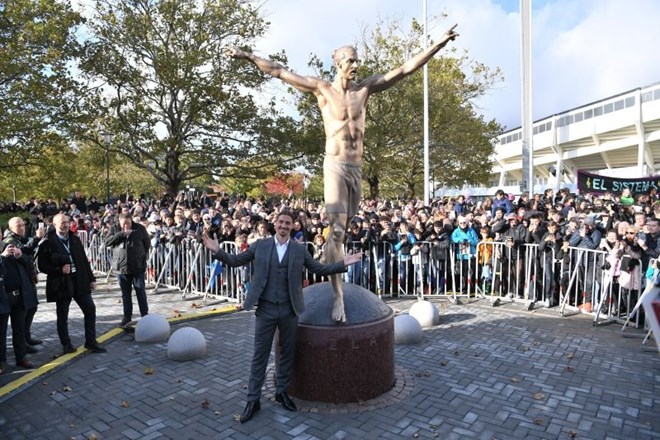 #video Ibrahimović: »Ko prideš v New York, tam vidiš Kip svobode. Ko prideš na Švedsko, pa vidiš kip Zlatana.«
