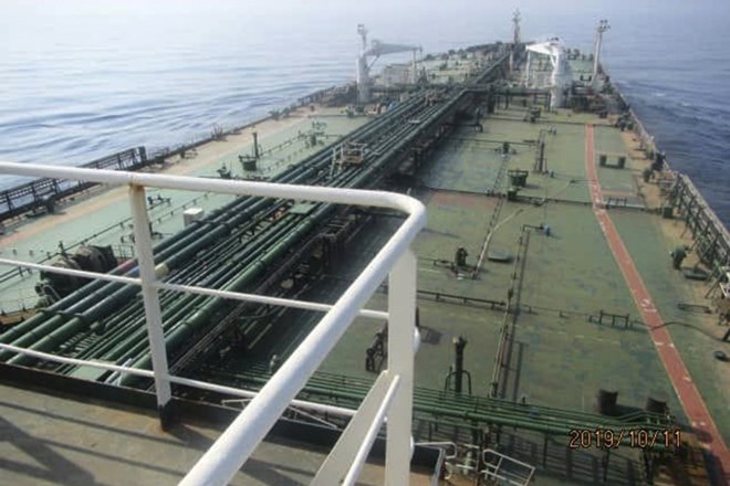#foto V Rdečem morju eksplozija na iranskem tankerju