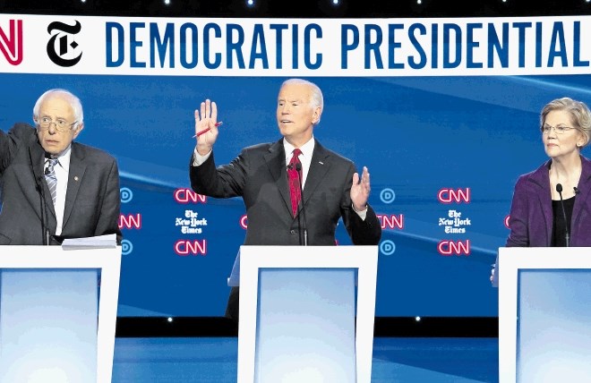 Bernie Sanders, Joe Biden in Elizabeth Warren ostajajo najresnejši kandidati za demokratsko predsedniško nominacijo 2020.