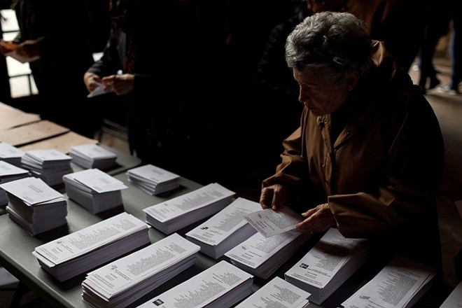 V Španiji so se danes začele že druge parlamentarne volitve v letošnjem letu, na katere je povabljenih približno 37 milijonov...