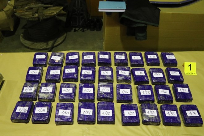 #foto #video V Kopru zasegli 729 kilogramov heroina
