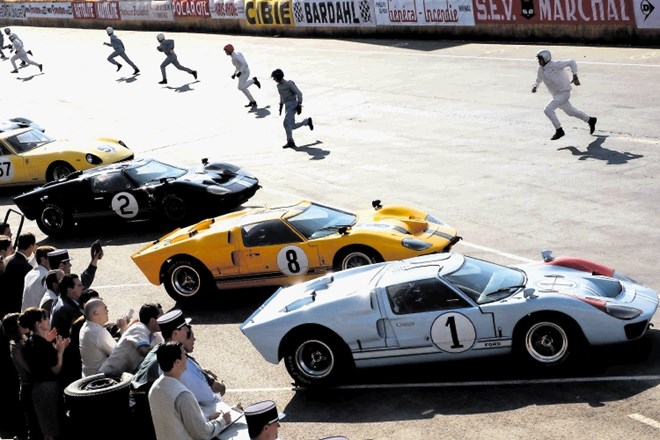 Ford GT40 je edini povsem ameriški dirkalnik, ki je bil uspešen v Le Mansu. Američani so zmagali v letih 1966, 1967, 1968 in...