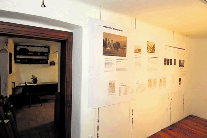 V petek bodo v eni od sob Prešernove rojstne hiše v Vrbi odprli prenovljeno stalno razstavo o življenju in delu Franceta...