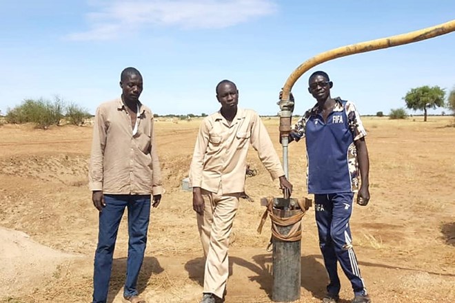 #video #foto Darfur: Slovenski stroj za iskanje vode začel delovati