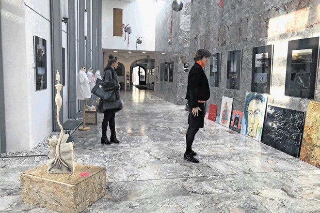 V Sokolskem domu v Škofji Loki so na ogled dela, ki so izpod rok mladih umetnikov nastala v osmih evropskih mestih v okviru...