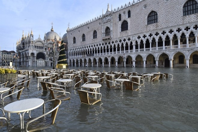 #foto #video Znova poplavilo več kot polovico Benetk