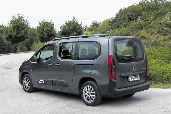 Citroën berlingo XL  blueHDI 130: Skrinjica velikih želja