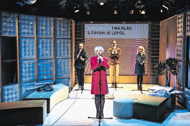 V glasbeni drami Karaoke nastopajo Gašper Jarni, Karin Komljanec, Gregor Gruden in Viktorija Bencik Emeršič.