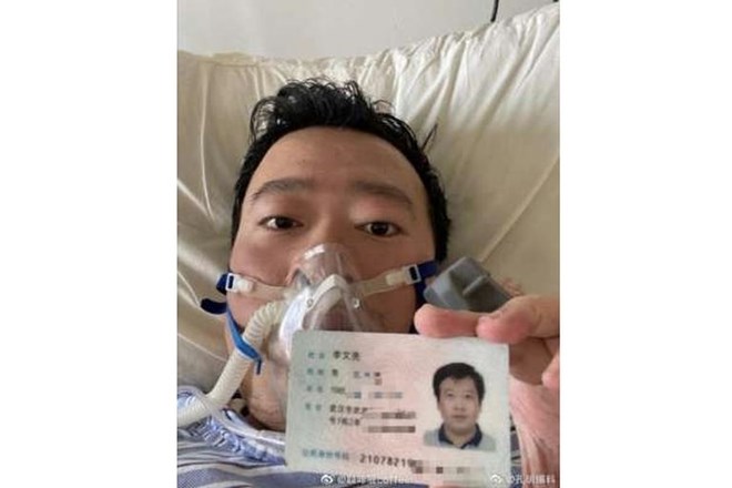 34-letni kitajski zdravnik Li Wenliang , je delal kot oftalmolog v centralni bolnišnici v Wuhanu, mestu kjer je virus...
