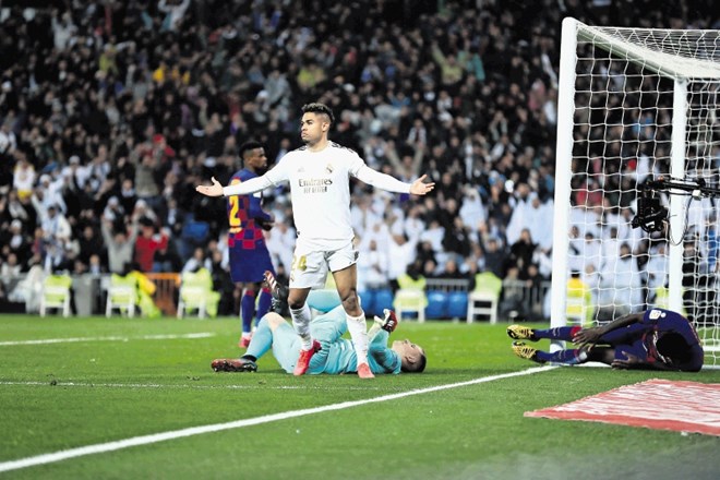 Real Madrid je na Santiagu Bernabeuu dobil prvi prvenstveni derbi z Barcelono po letu 2014.