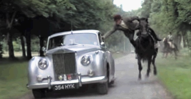 Rolls-Royce v filmih Jamesa Bonda: Svojega je posodil kar producent filma