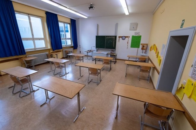  V Romuniji bodo šole in univerze zaprte do septembra