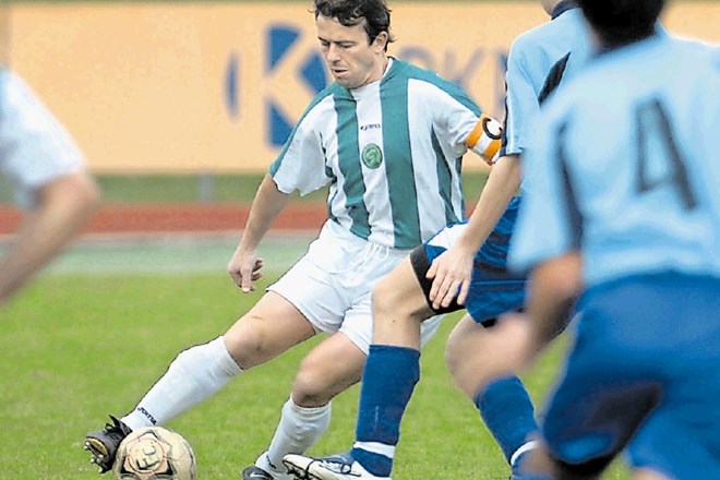 Gregor Židan, nekdanji  nogometaš, je danes iz moštva Zdravka Počivalška prestopil v moštvo  Dejana Židana.