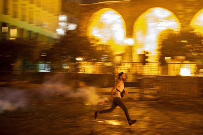#foto V Bejrutu po eksploziji izbruhnili protesti