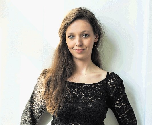 Jasmina Črnčič, mezzosopranistka: Izredno zanimivo je izvajati repertoarje nekih lokalnih tradicij, kot je recimo glasbeni...