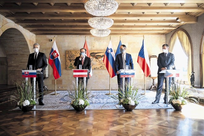 Četverica zunanjih ministrov srednjeevropskih držav se je na Brdu pri Kranju dogovorila o še tesnejšem usklajevanju pri...