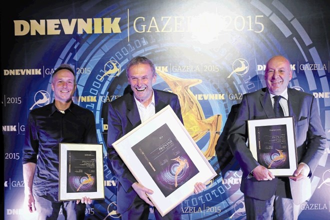 RLS z direktorjem Janezom Novakom (na sredini) je bil za regijsko gazelo imenovan v letih 2015 in 2016, ko je postal tudi...