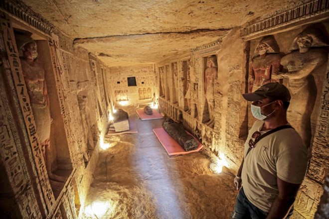 #foto Arheologi v Egiptu odkrili 59 lesenih sarkofagov 