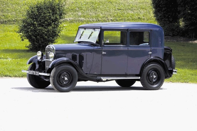 Peugeot 201 je bil prvi avtomobil serijske proizvodnje te znamke. Med letoma 1929 in 1937 so  proizvedli več kot 142.000 enot...