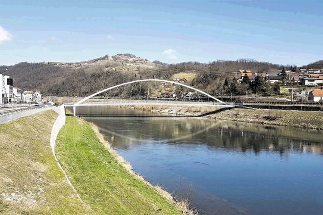 Do leta 2022 še četrti most čez Savo