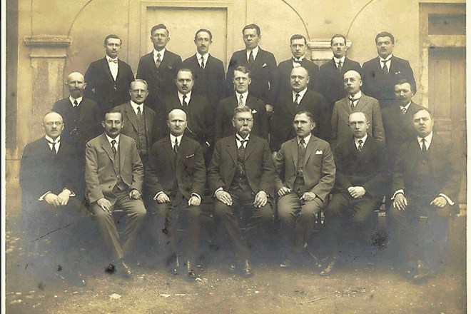Šentjakobski oder so 12. decembra 1920 ustanovili člani Gospodarsko naprednega društva za šentjakobski okraj.