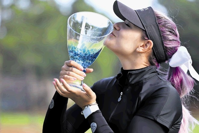 8 Golfistka Ana Belac Odmevna in prepričljiva zmaga na turnirju v Severni Karolini jo je izstrelila med slovenske športne...