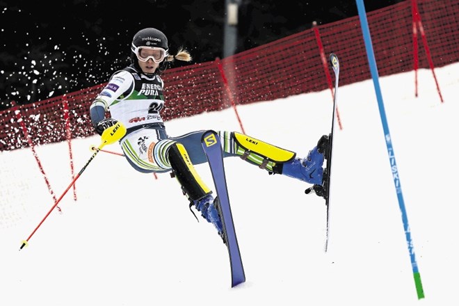 Ana Bucik je na ciljni strmini prve proge padla ter po Semmeringu zabeležila drugo zaporedno slalomsko ničlo v tej sezoni.