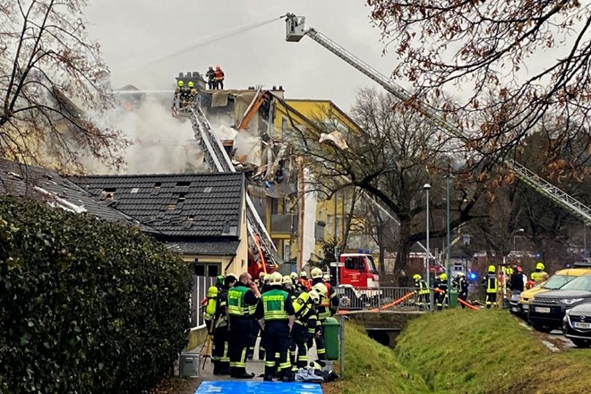 #foto V eksploziji v večstanovanjski hiši v bližini Dunaja več poškodovanih