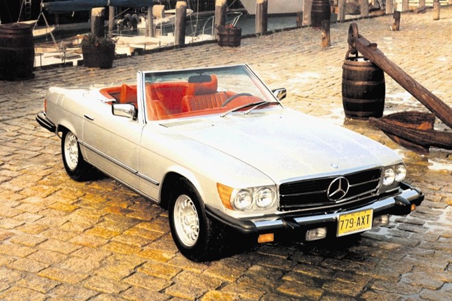 #portret Mercedes-Benz SL (R 107): Glavna debata se je vrtela okoli strehe